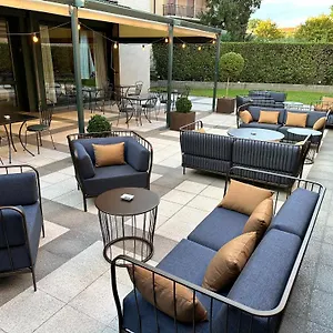 The Regency Sure Collection By Western Hotel Lissone